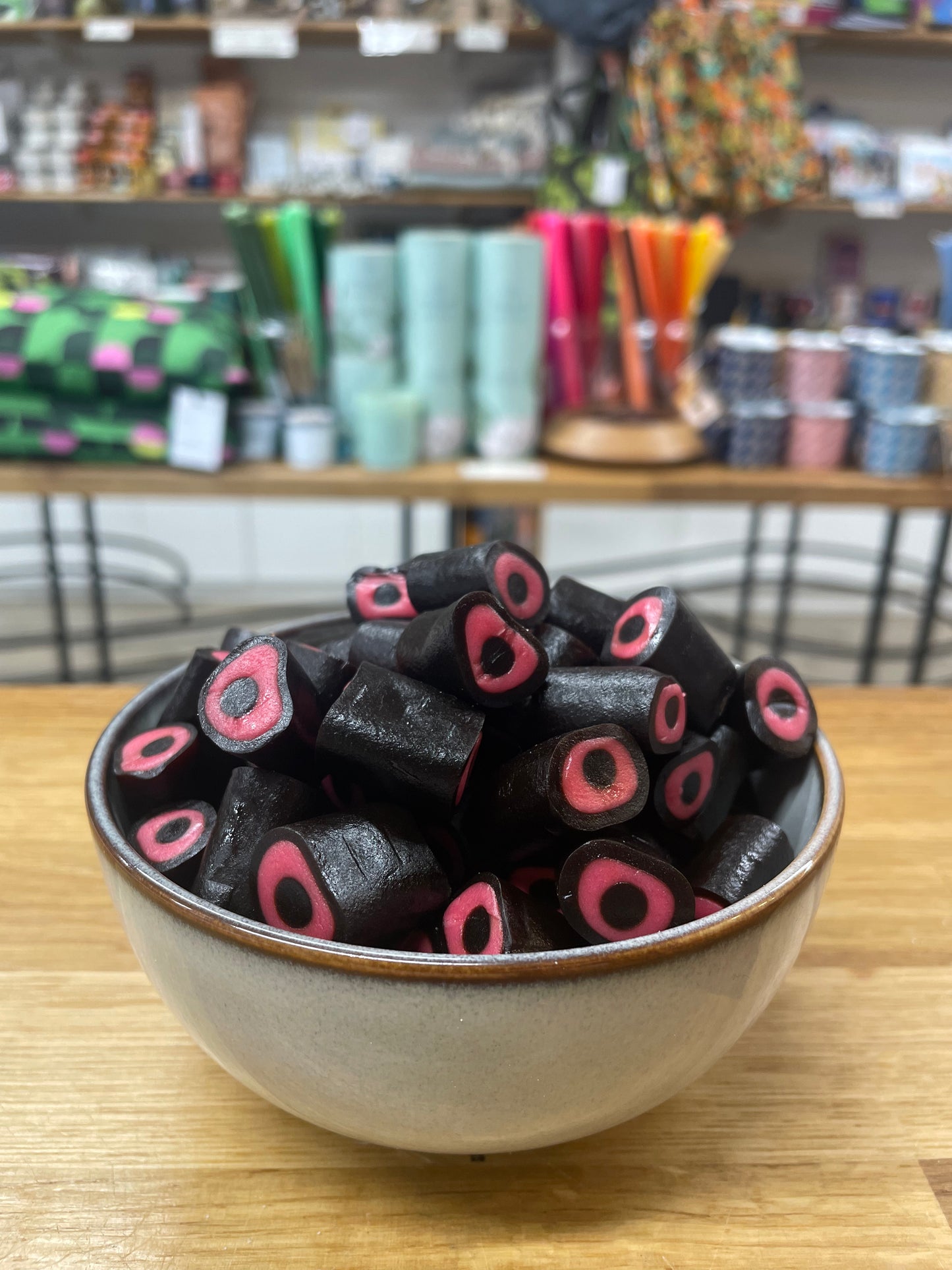 Tom's Raspberry Salt Rocks 100g