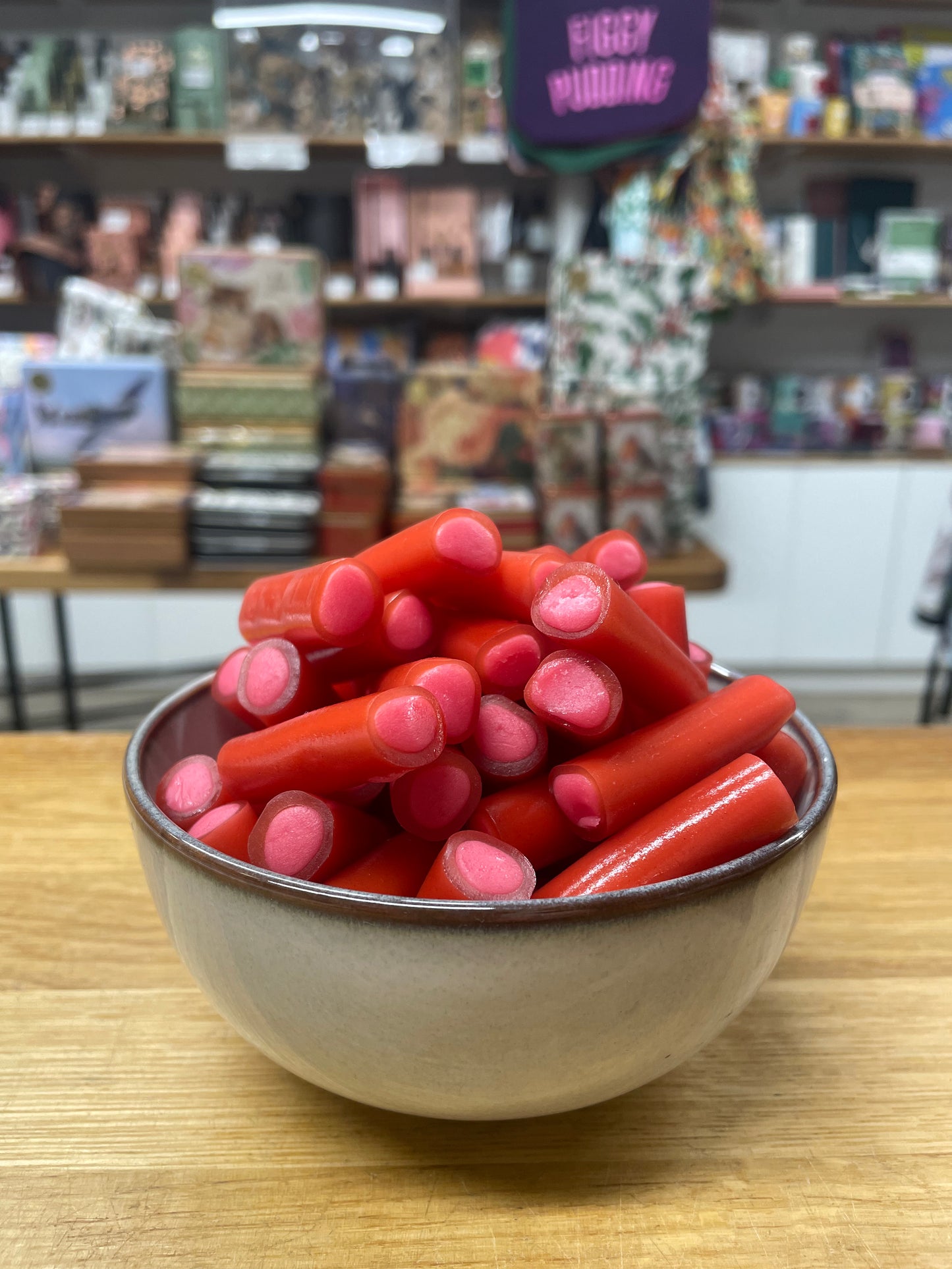 Tom's Sour Wild Strawberry Filled Cable Bites 100g