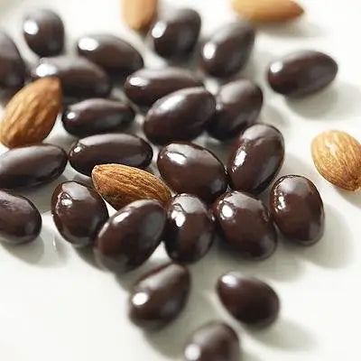 Höganäs Chocolate 60% Dark Chocolate with Salted Almonds 135g