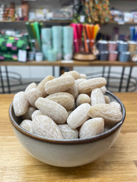 Candit Super Salty Almond Shapes 100g