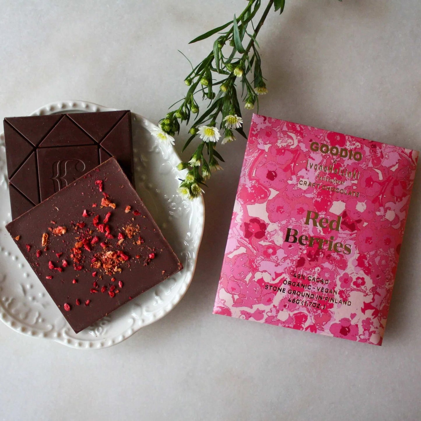 Goodio 49% Red Berries Chocolate 48g